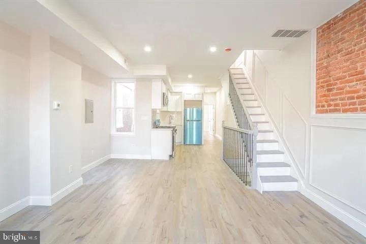 1714 Snyder Avenue - Photo 2