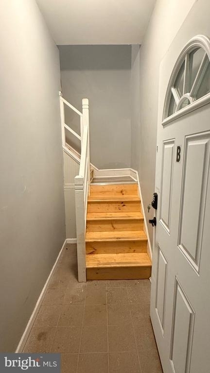 5449 Pine Street - Photo 2