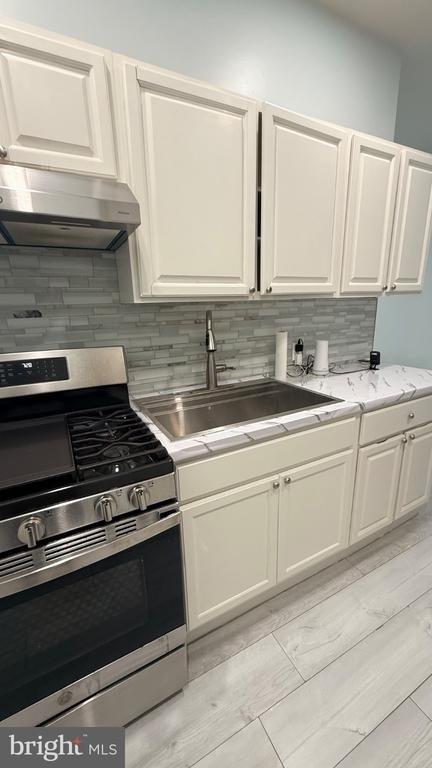 5449 Pine Street - Photo 8