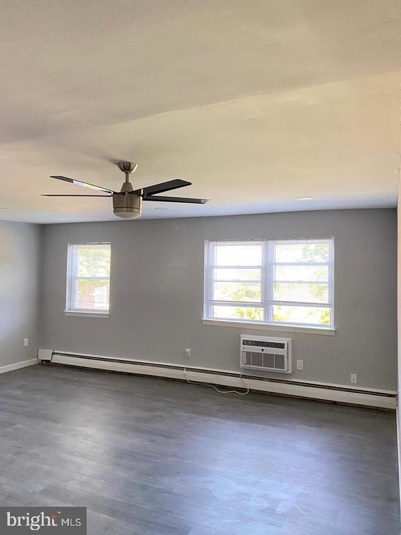 262-266 E Cliveden Street - Photo 5