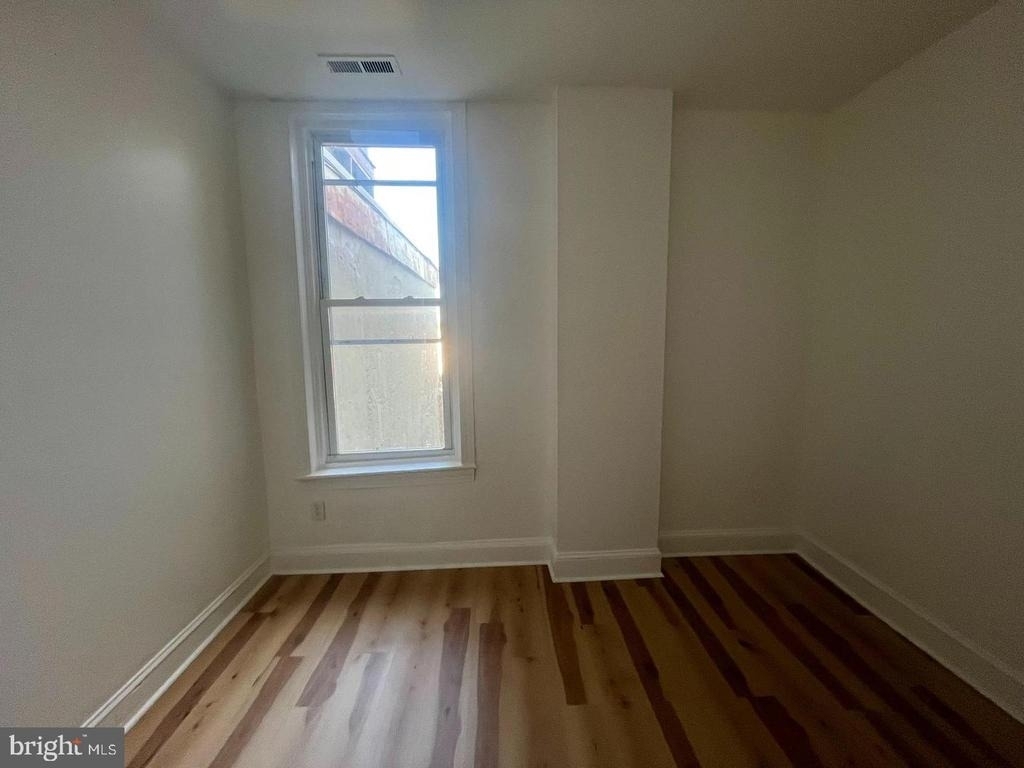 5443 Germantown Avenue - Photo 26