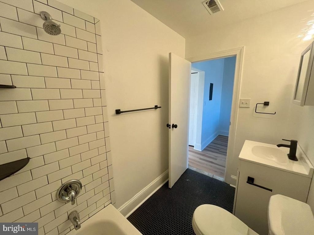 5443 Germantown Avenue - Photo 22