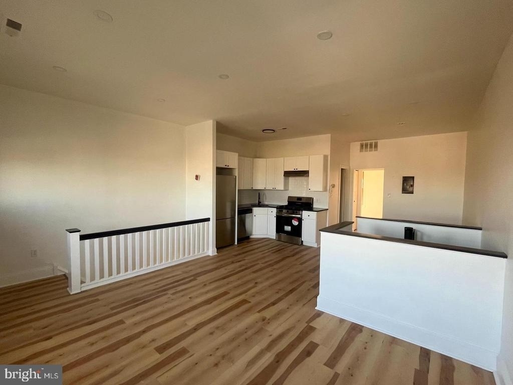 5443 Germantown Avenue - Photo 3