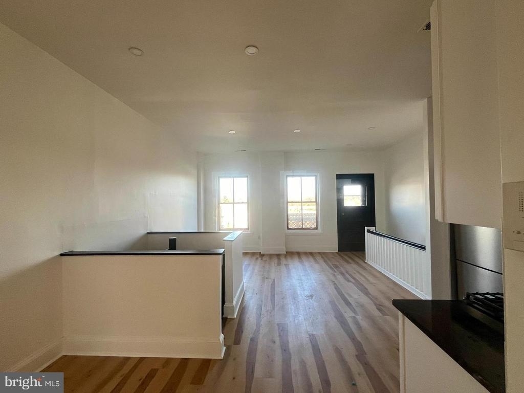 5443 Germantown Avenue - Photo 15