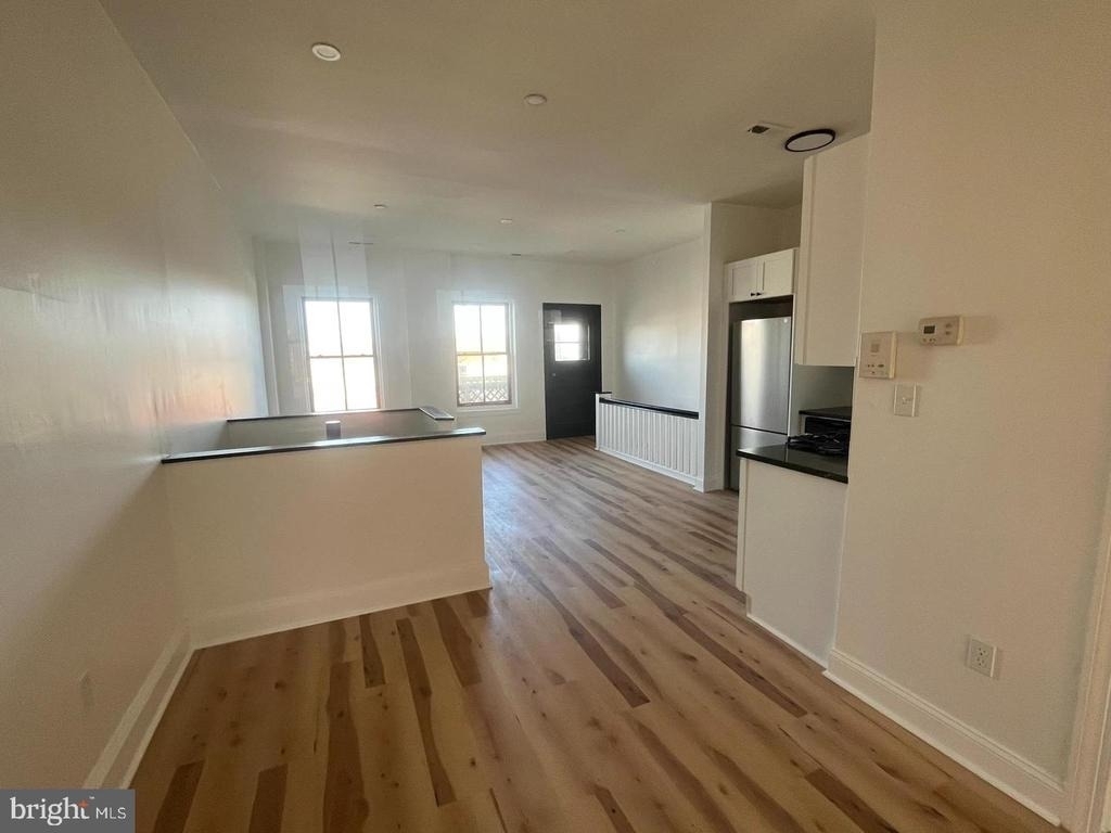 5443 Germantown Avenue - Photo 14