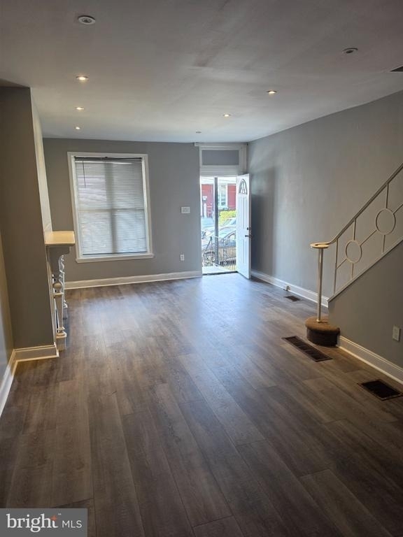 6028 Kershaw Street - Photo 1