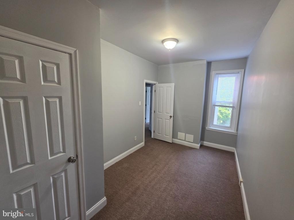 6028 Kershaw Street - Photo 5