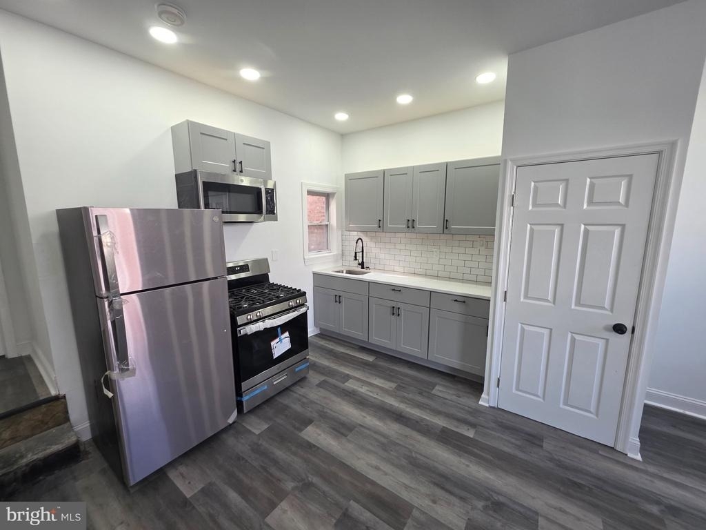 521 N 64th Street - Photo 1