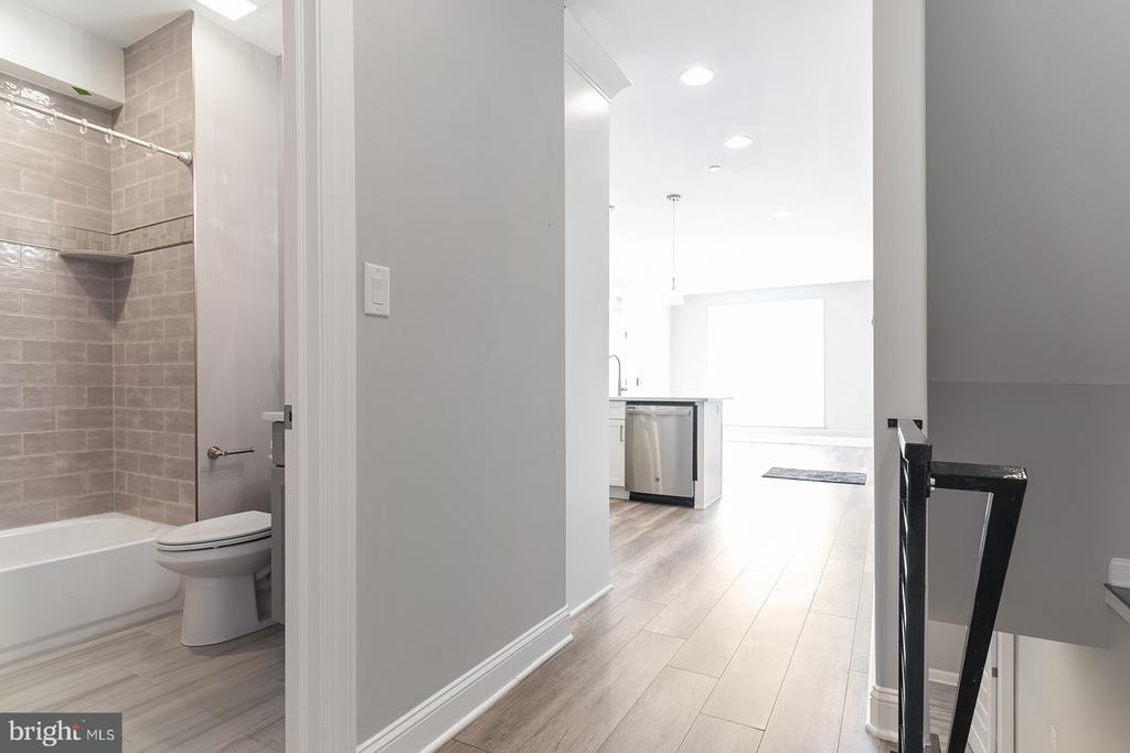 1419 Poplar Street - Photo 8