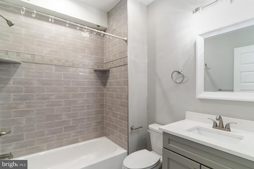 1419 Poplar Street - Photo 9