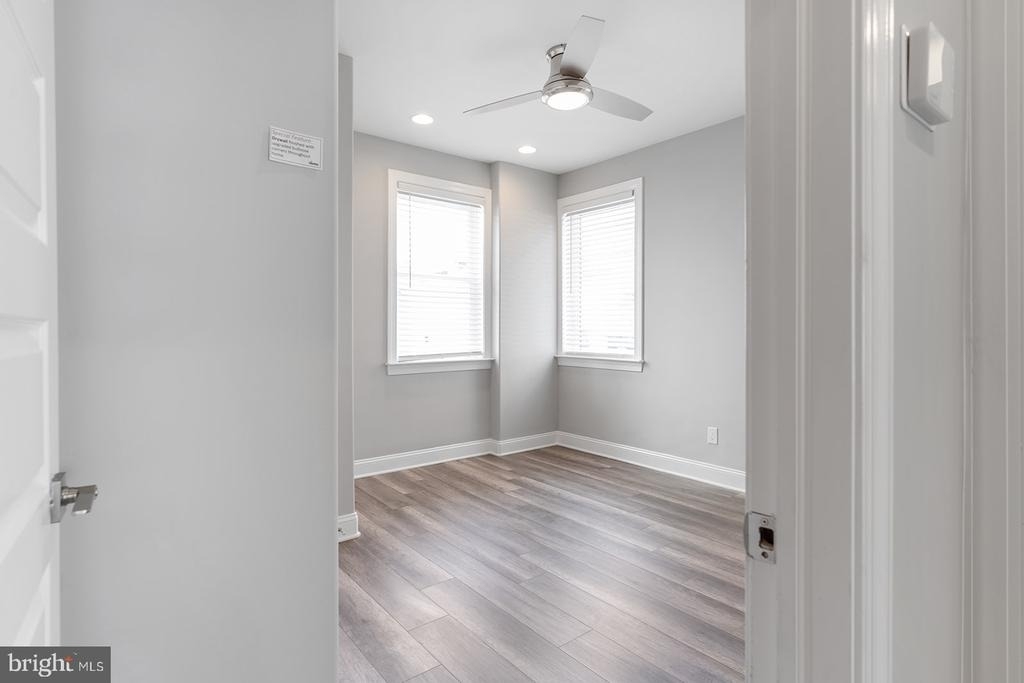 1419 Poplar Street - Photo 11