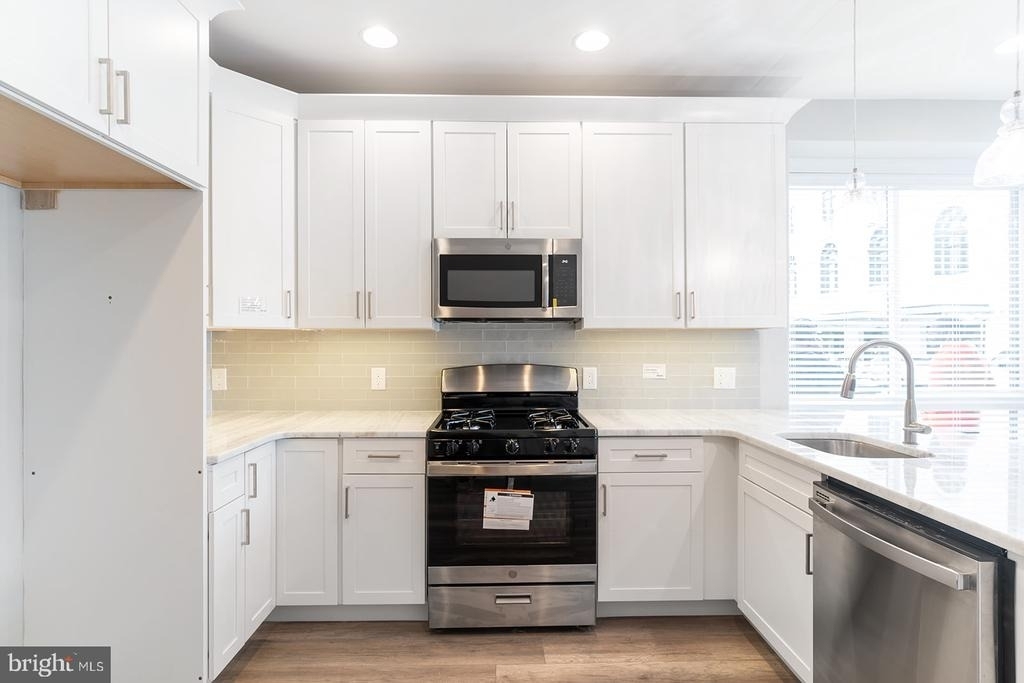 1419 Poplar Street - Photo 5