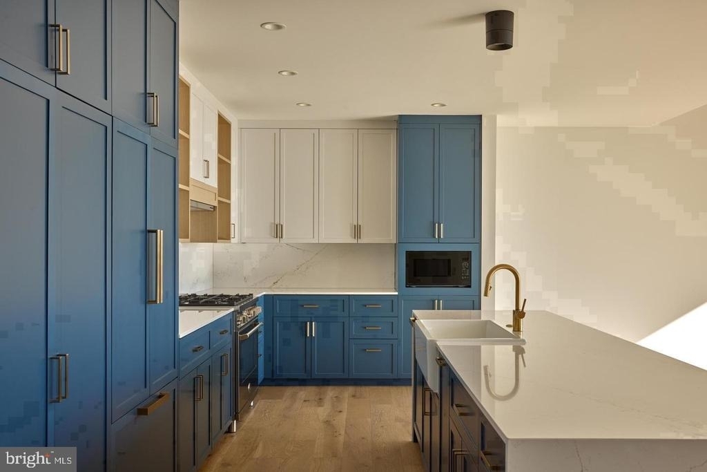 1134 Sansom Street - Photo 18