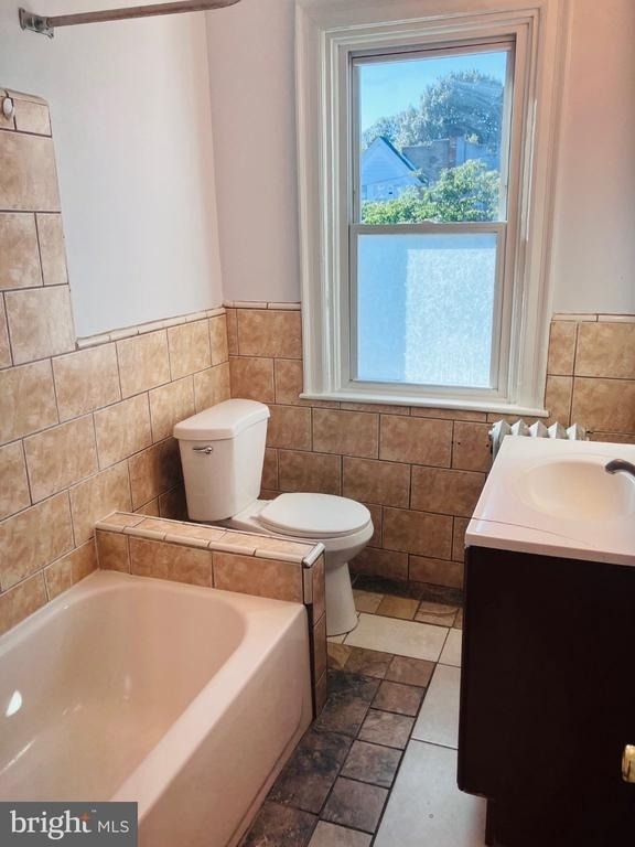 366 Sharpnack Street - Photo 13