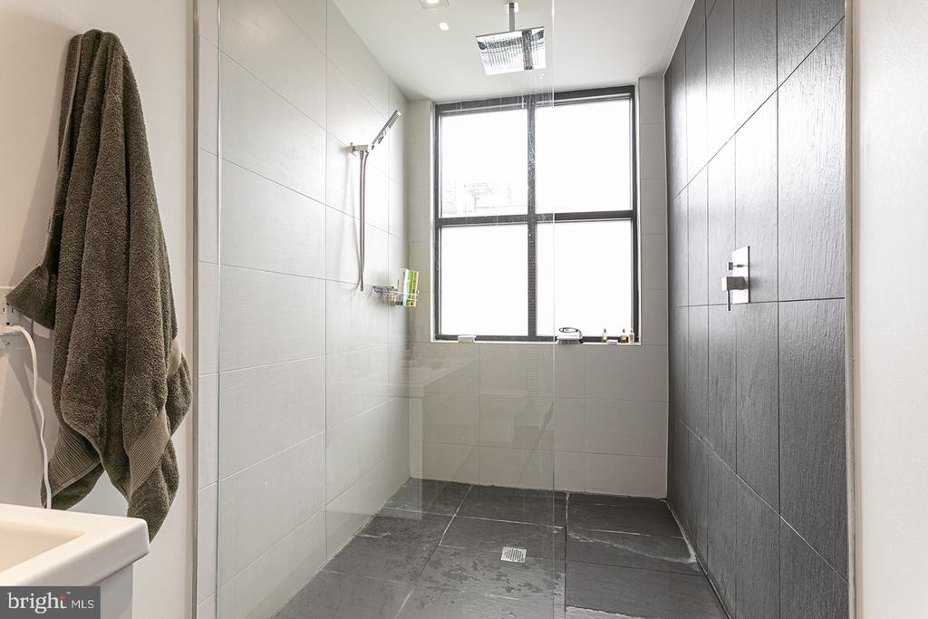 240 N 2nd Street - Photo 12