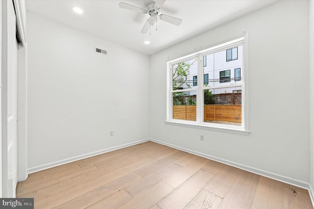 1644 N Marshall Street - Photo 13