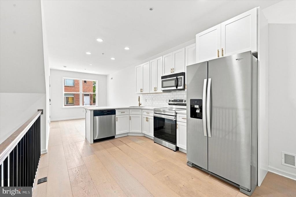 1644 N Marshall Street - Photo 1