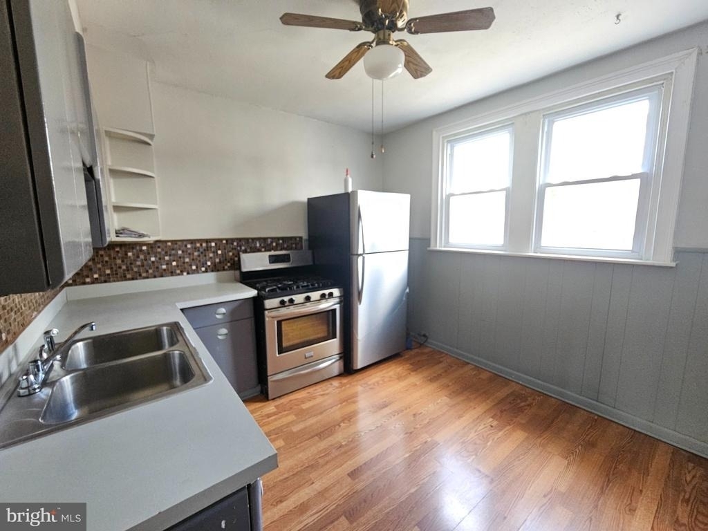 4723 Shelmire Avenue - Photo 6