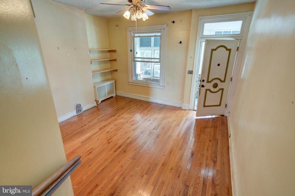 231 E Sydney Street - Photo 5
