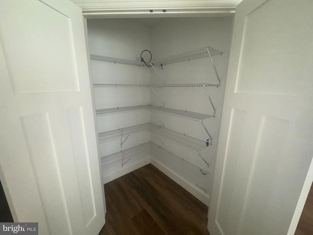 1087 Mount Tom Road - Photo 9