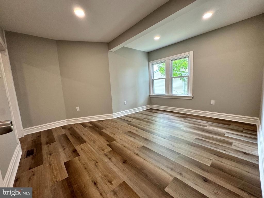 73 Byberry Road - Photo 7