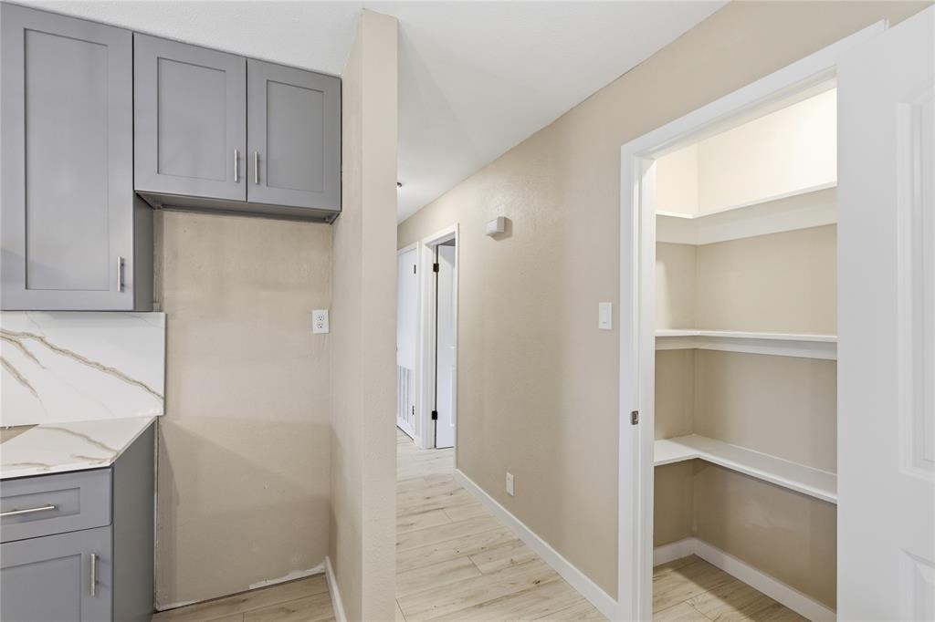 1841 Twin Oaks - Photo 5