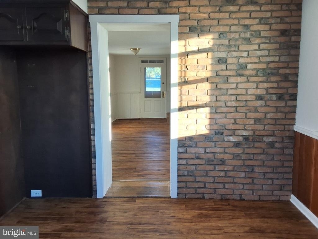 1579 Main Street - Photo 11