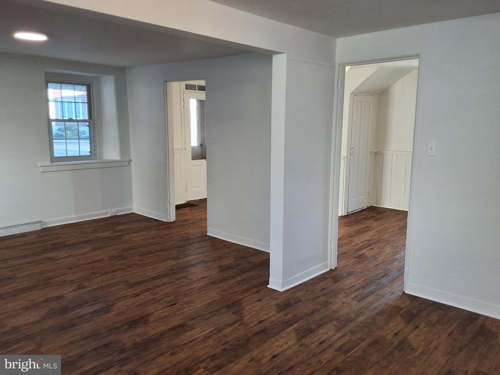 1579 Main Street - Photo 6