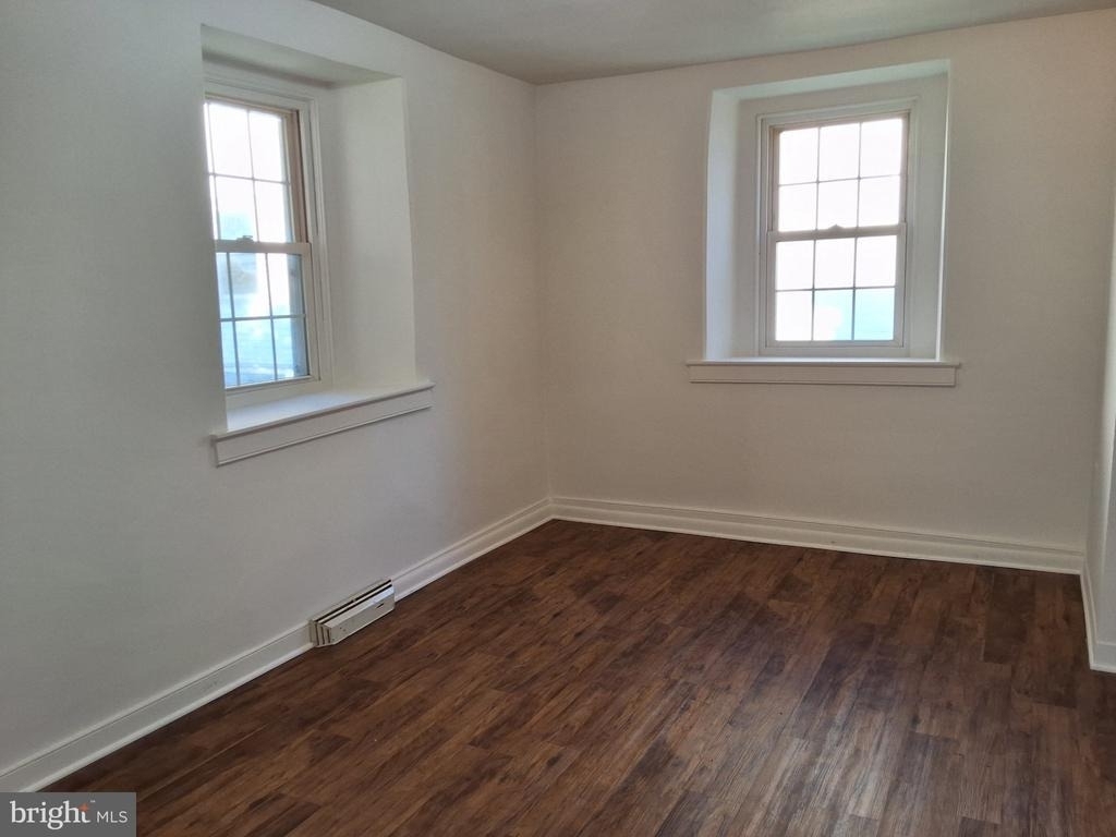 1579 Main Street - Photo 4