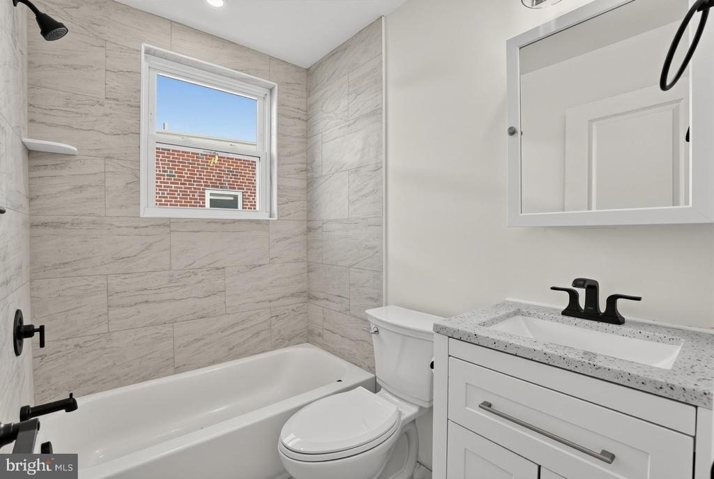 121 Rutledge Avenue - Photo 12