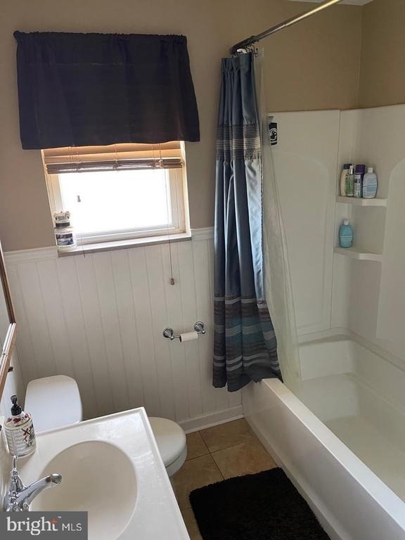 1357 Valley Road - Photo 9