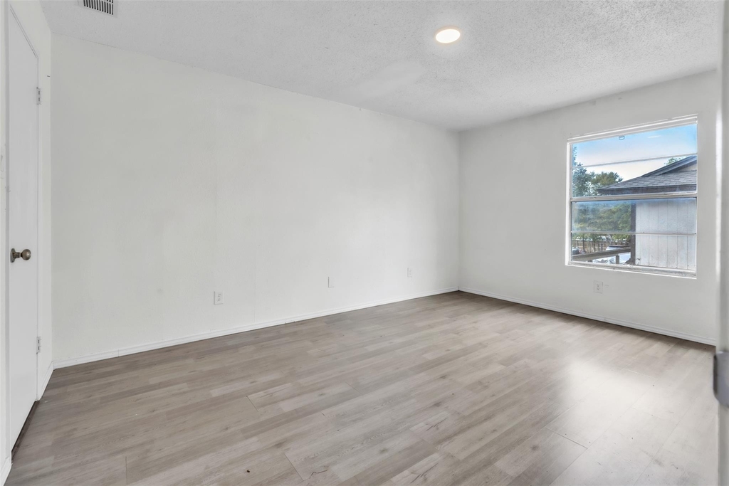5805 Cougar Dr - Photo 8