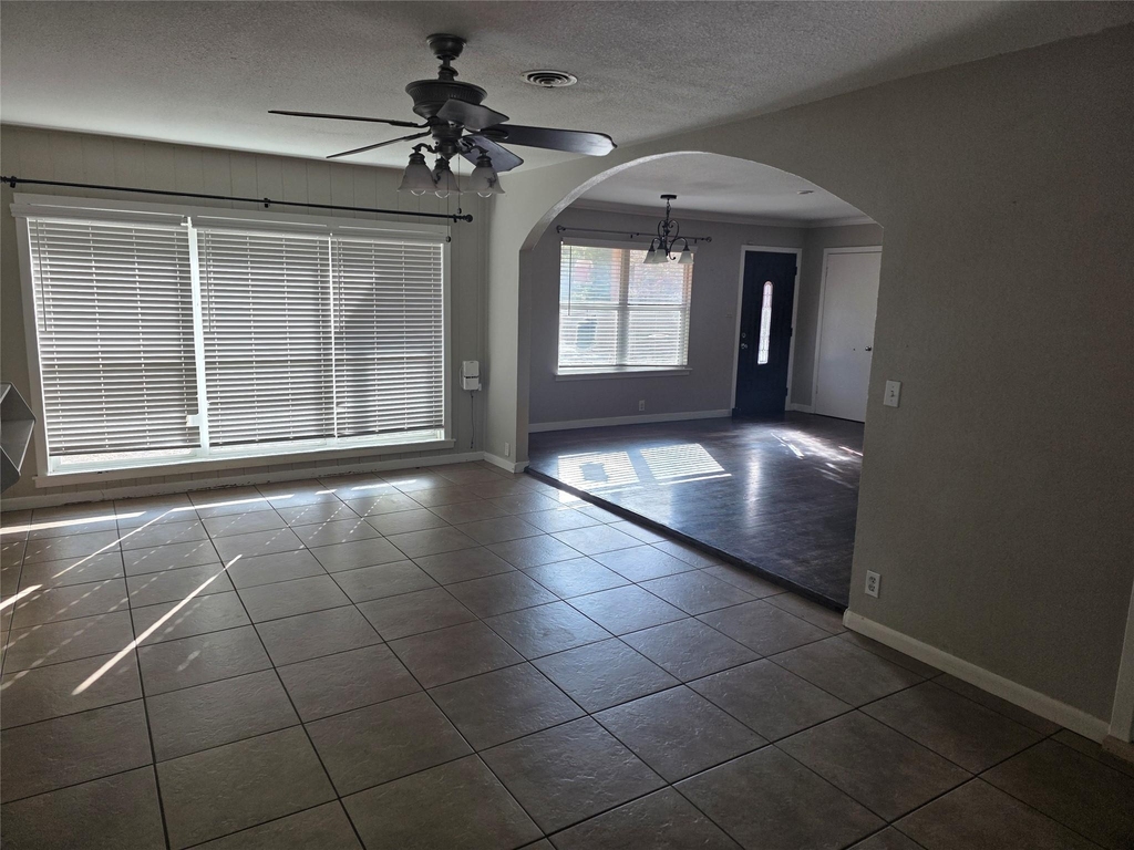 715 Vogel St - Photo 6
