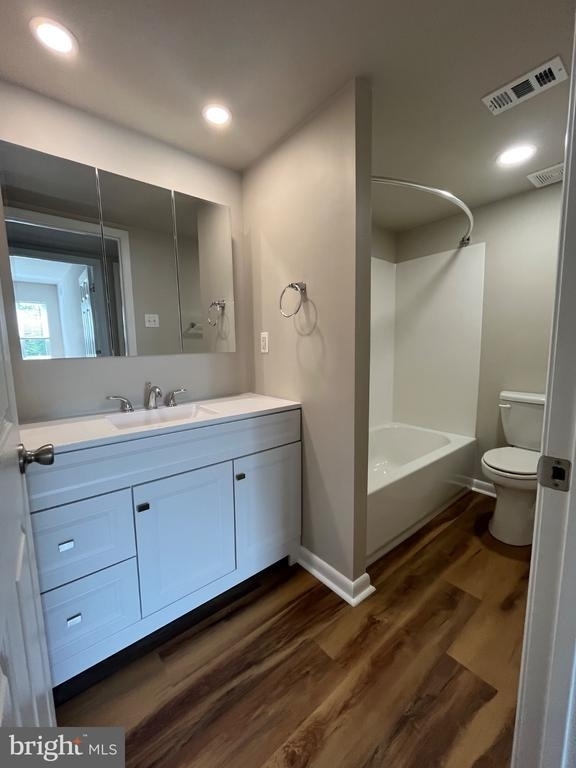 1316 W Chester Pike - Photo 10