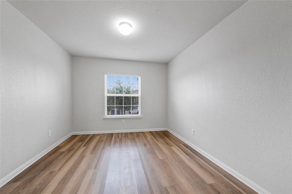 221 Koontz Loop - Photo 15