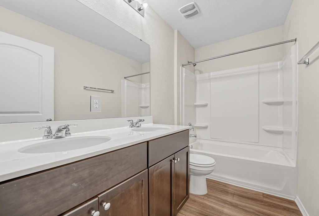 400 Bedford Falls Ln - Photo 12