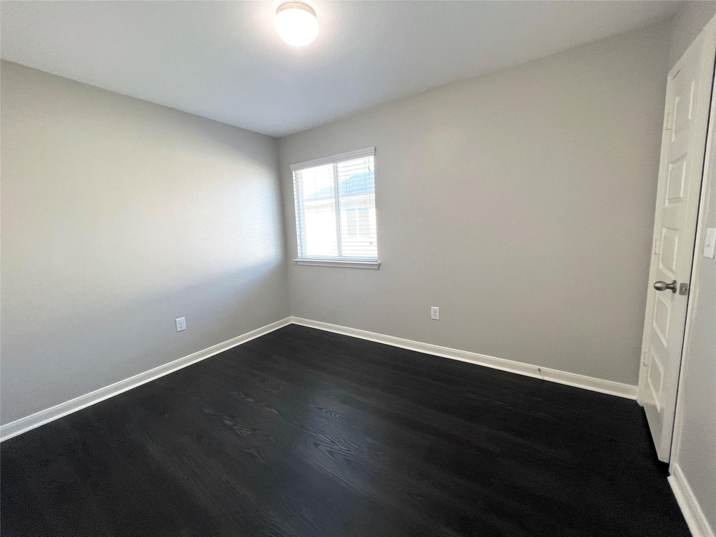 802 Mitchell Dr - Photo 18