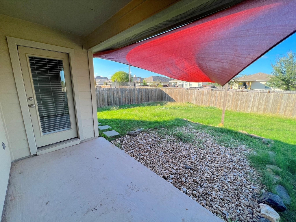 802 Mitchell Dr - Photo 19