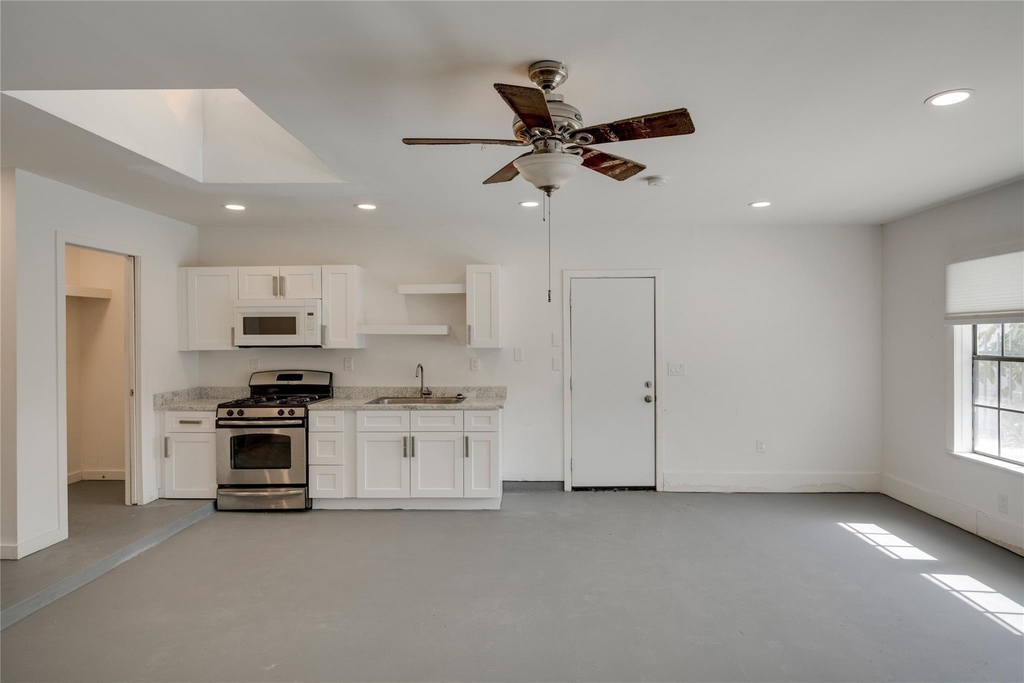4202 N N Hills Dr Dr - Photo 32