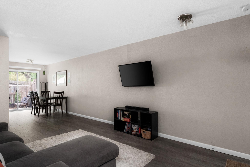 1912 Lightsey Rd - Photo 10