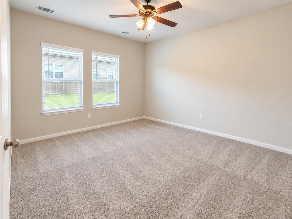 180 Olympic Park Dr - Photo 16