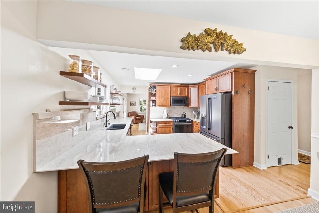 40 Pineknoll Drive - Photo 23