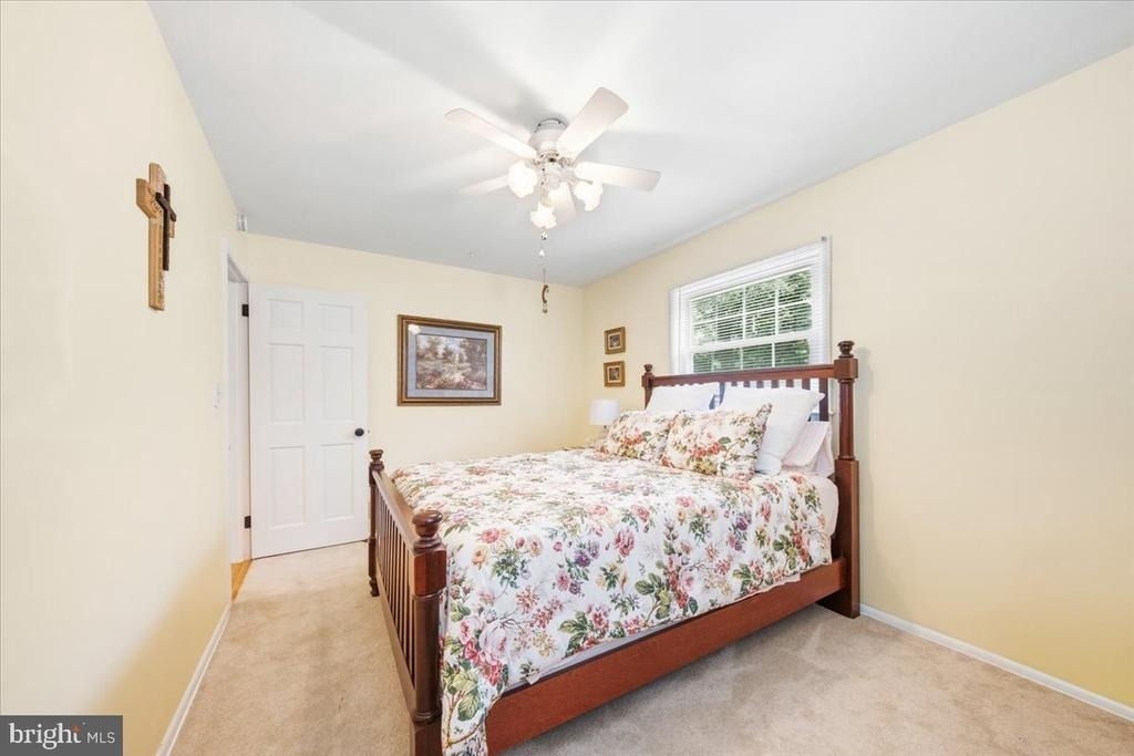 40 Pineknoll Drive - Photo 33