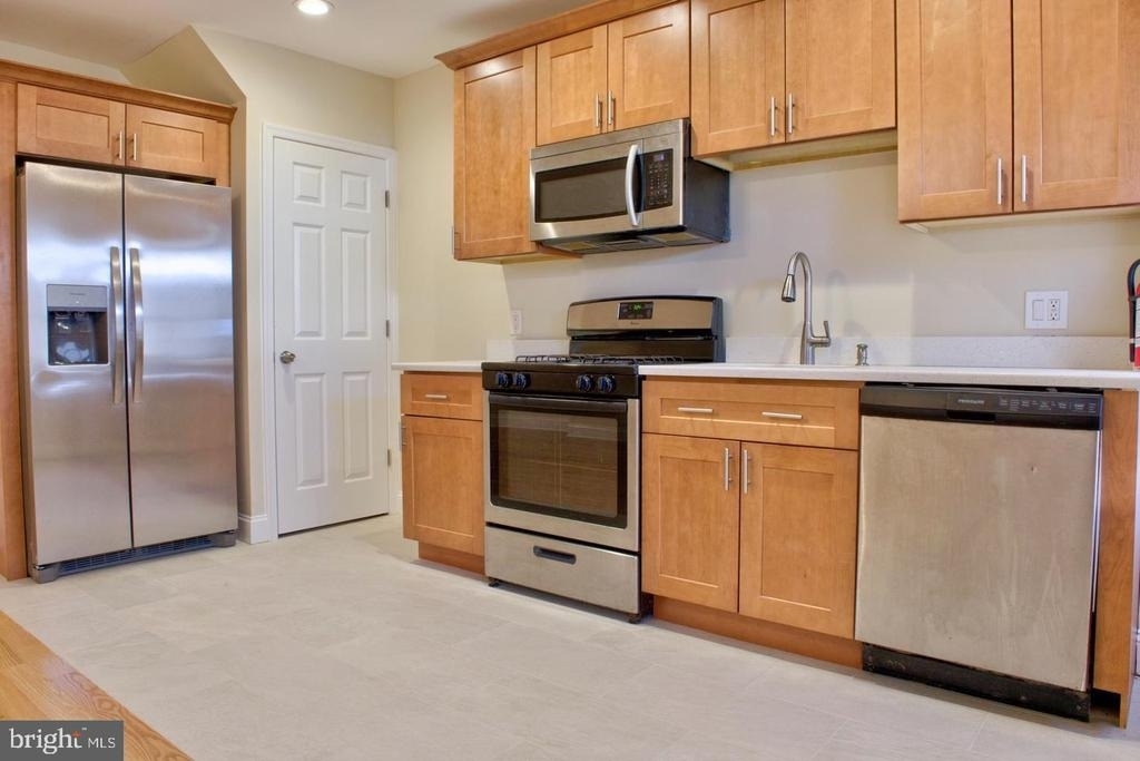 1854 44th Street - Photo 8