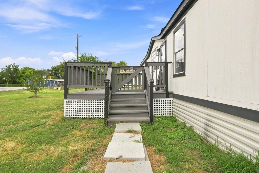 1151 Heidenreich Ln - Photo 2