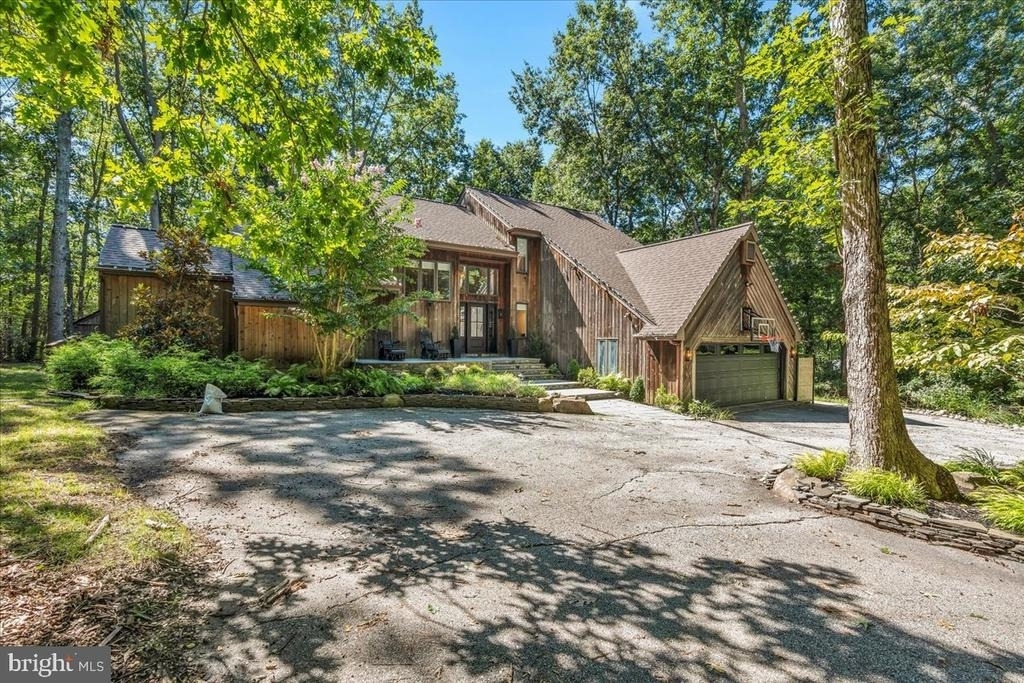 361 Tuckerton Road - Photo 0