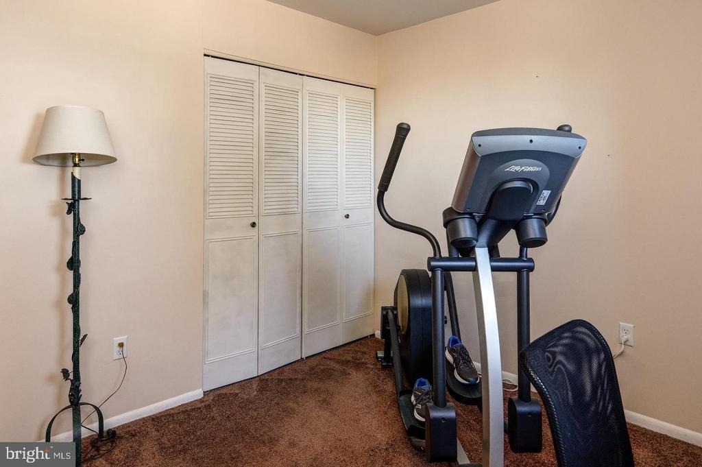 1013 Harbour Drive - Photo 17