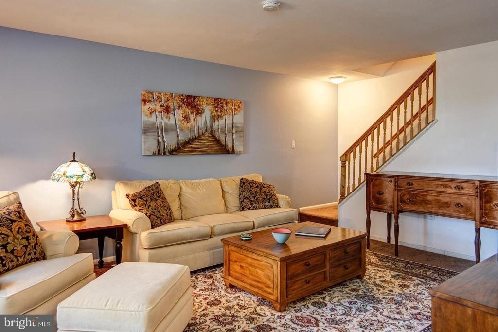 1013 Harbour Drive - Photo 3