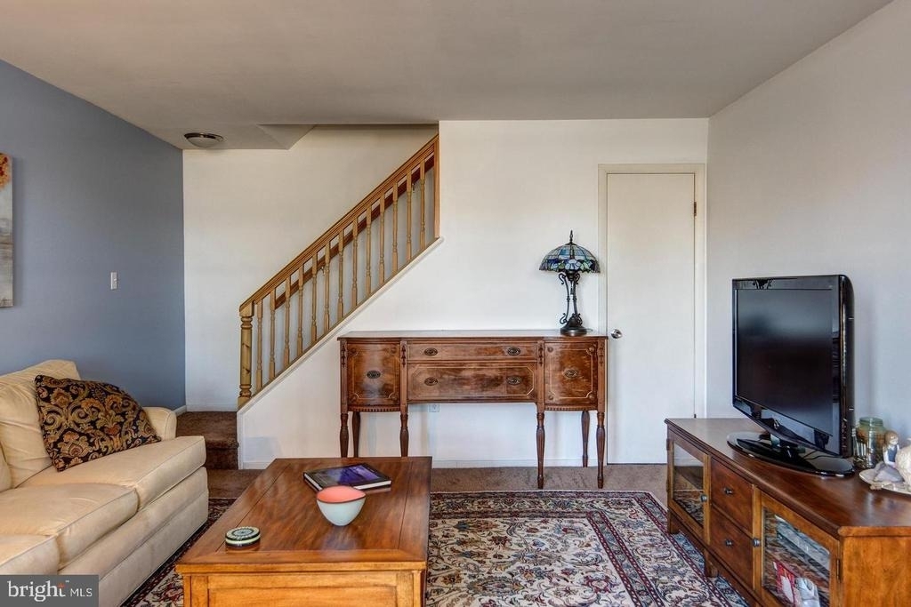 1013 Harbour Drive - Photo 4