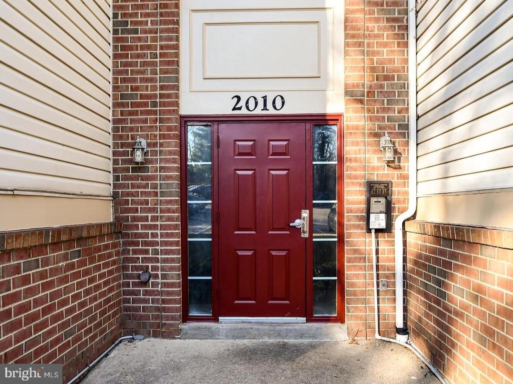 2010 Alice Avenue - Photo 1